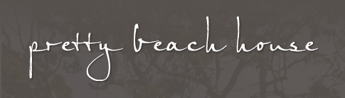 Pretty Beach house logo